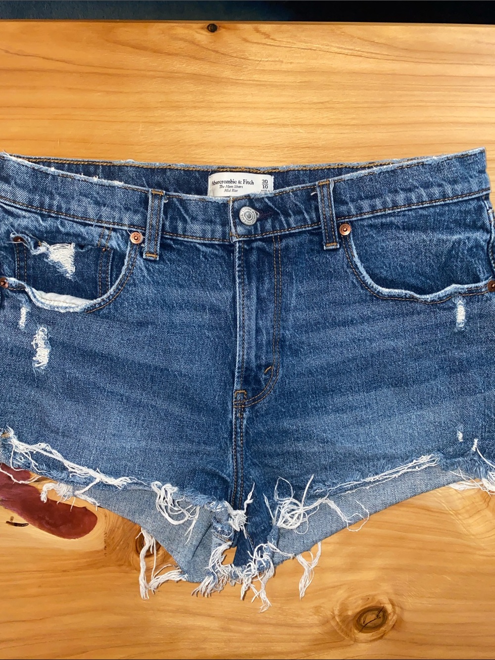 Abercrombie & Fitch The Mom Short Mid-Rise 30/10